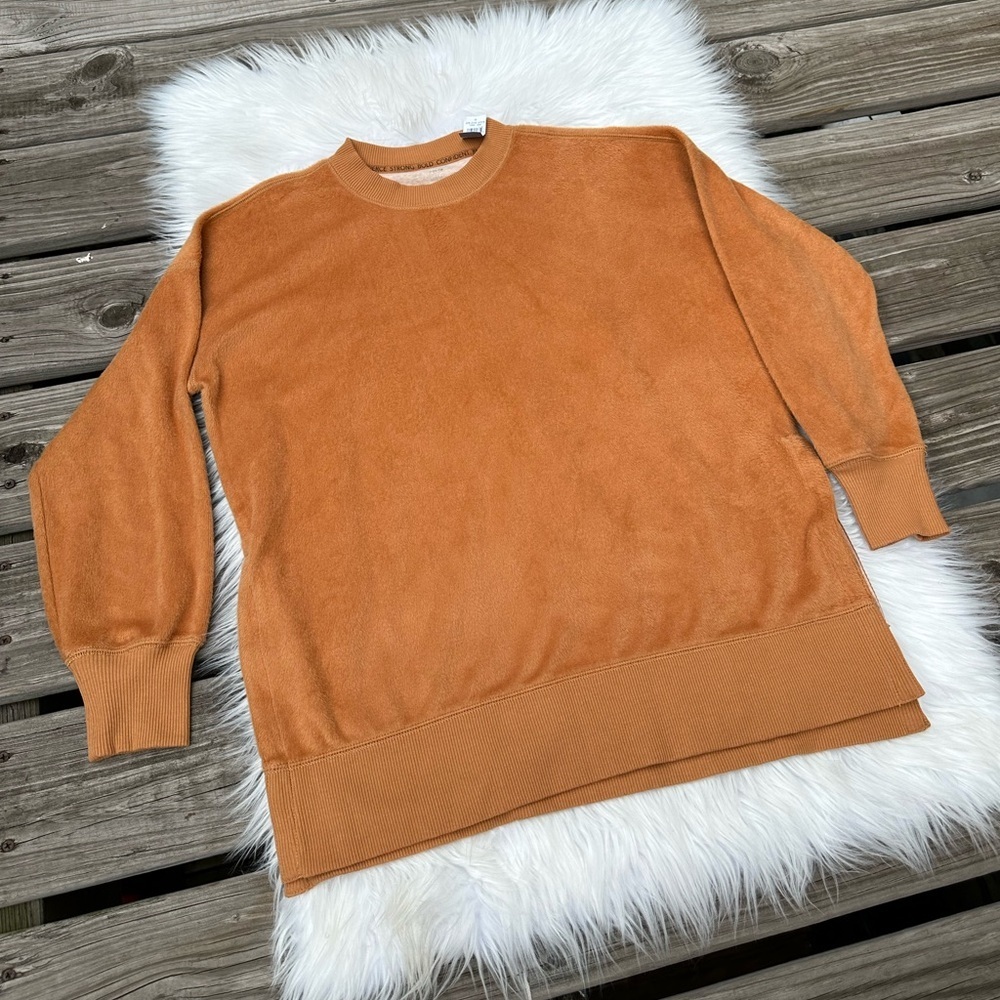 Aerie Oversized Furry Split Side Sweatshirt Size XSmall NWT